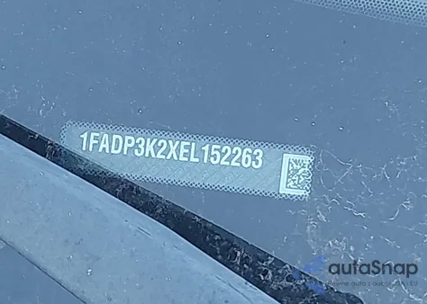 2014 Ford Focus Se z USA, uszkodzony, nr VIN 1FADP3K2XEL152263